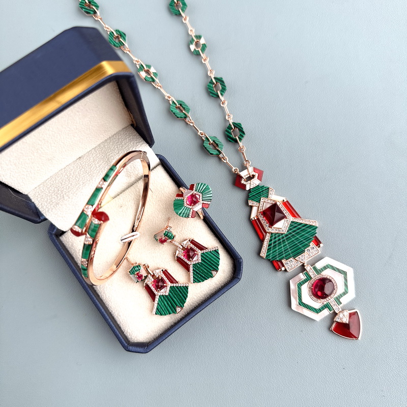 Tasarım Koleksiyonu Tarzı Yüzü - Vintage Collectible Jewelry incelemesi ve fiyatı