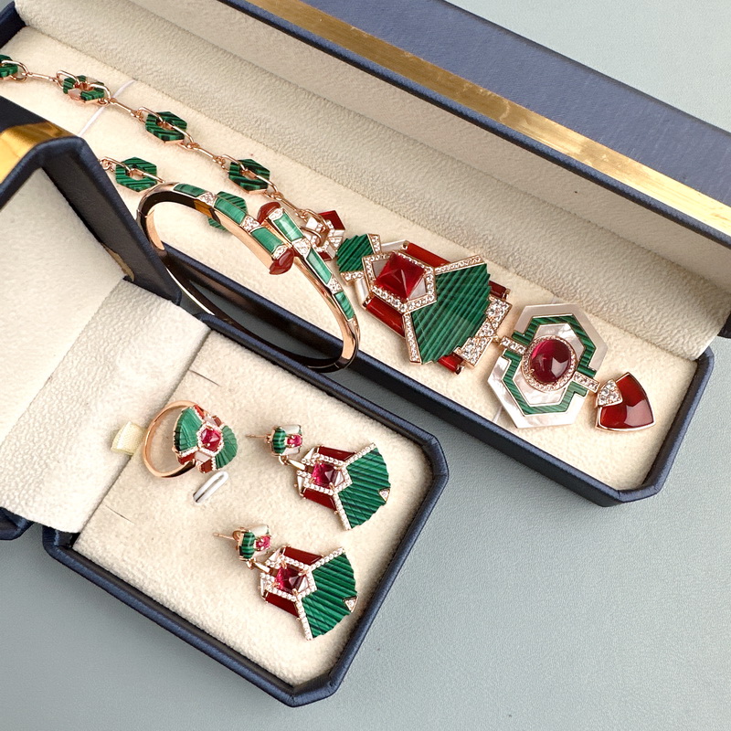 Tasarım Koleksiyonu Tarzı Yüzü - Vintage Collectible Jewelry incelemesi ve fiyatı